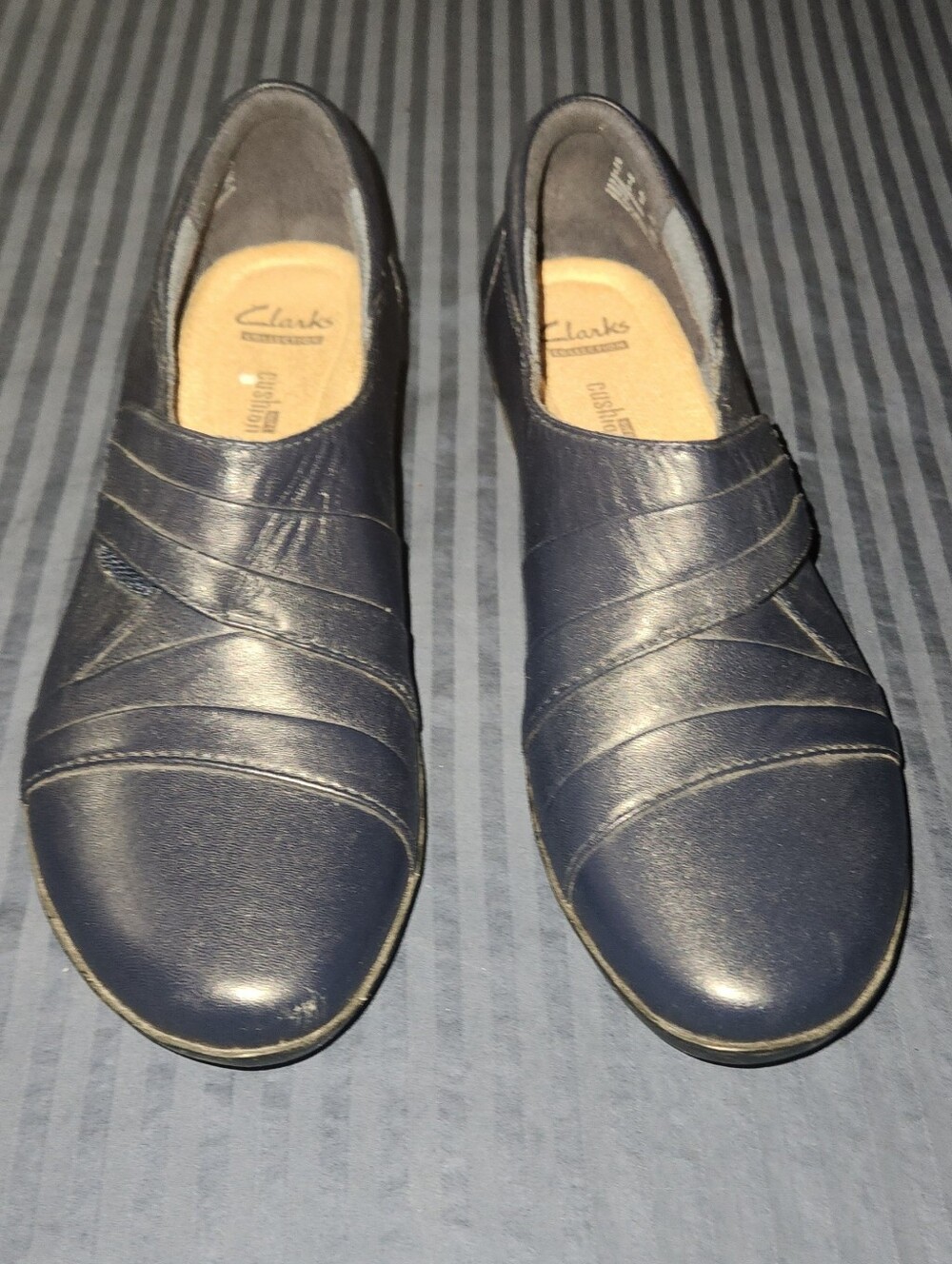 Clarks Navy Blue Leather Slip-On Loafers Size 8